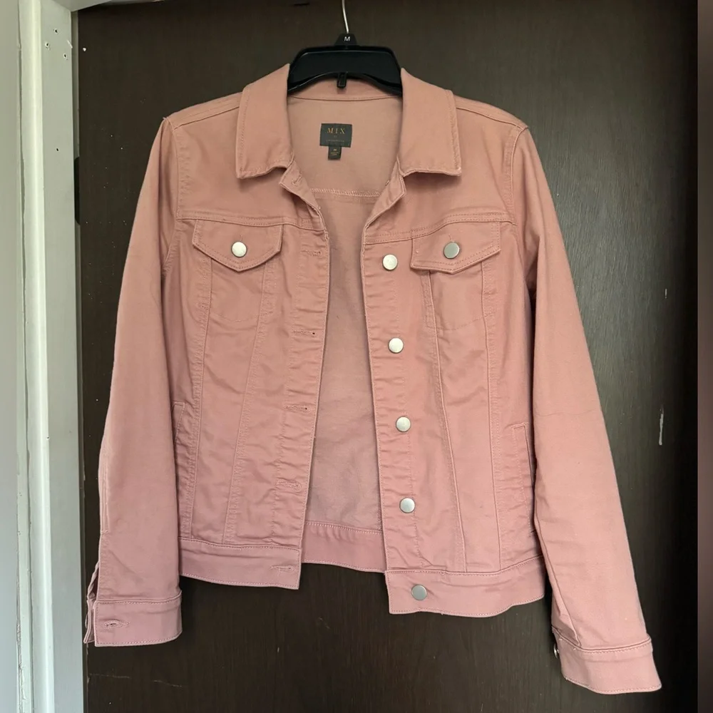 Jean jacket - Picture 1 of 7